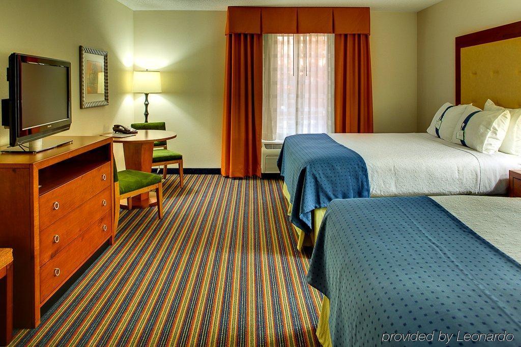 Delta Hotels By Marriott Колониал-Хайтс Номер фото